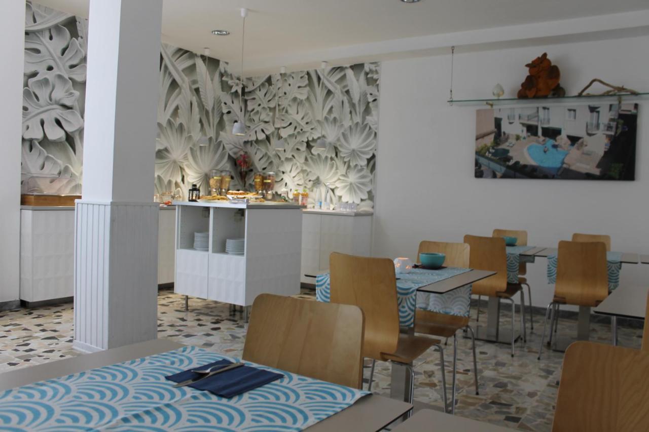 Hotel Esperia Католика Екстериор снимка